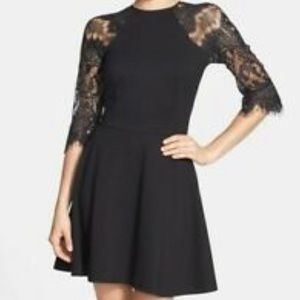 BB Dakota Yale Lace Panel fit flare